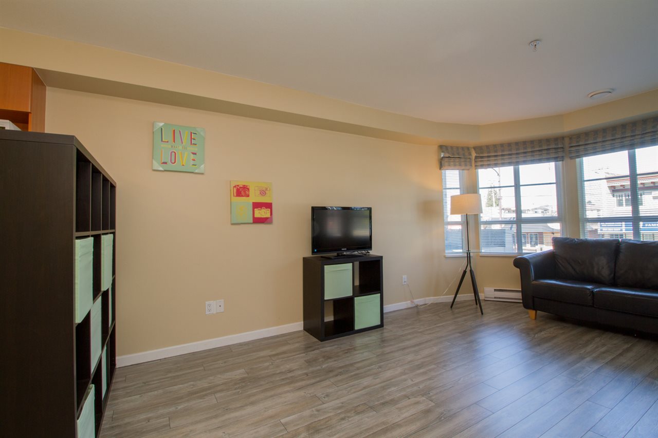 # 207 6991 Victoria Drive, Vancouver, BC | R2171399 ...