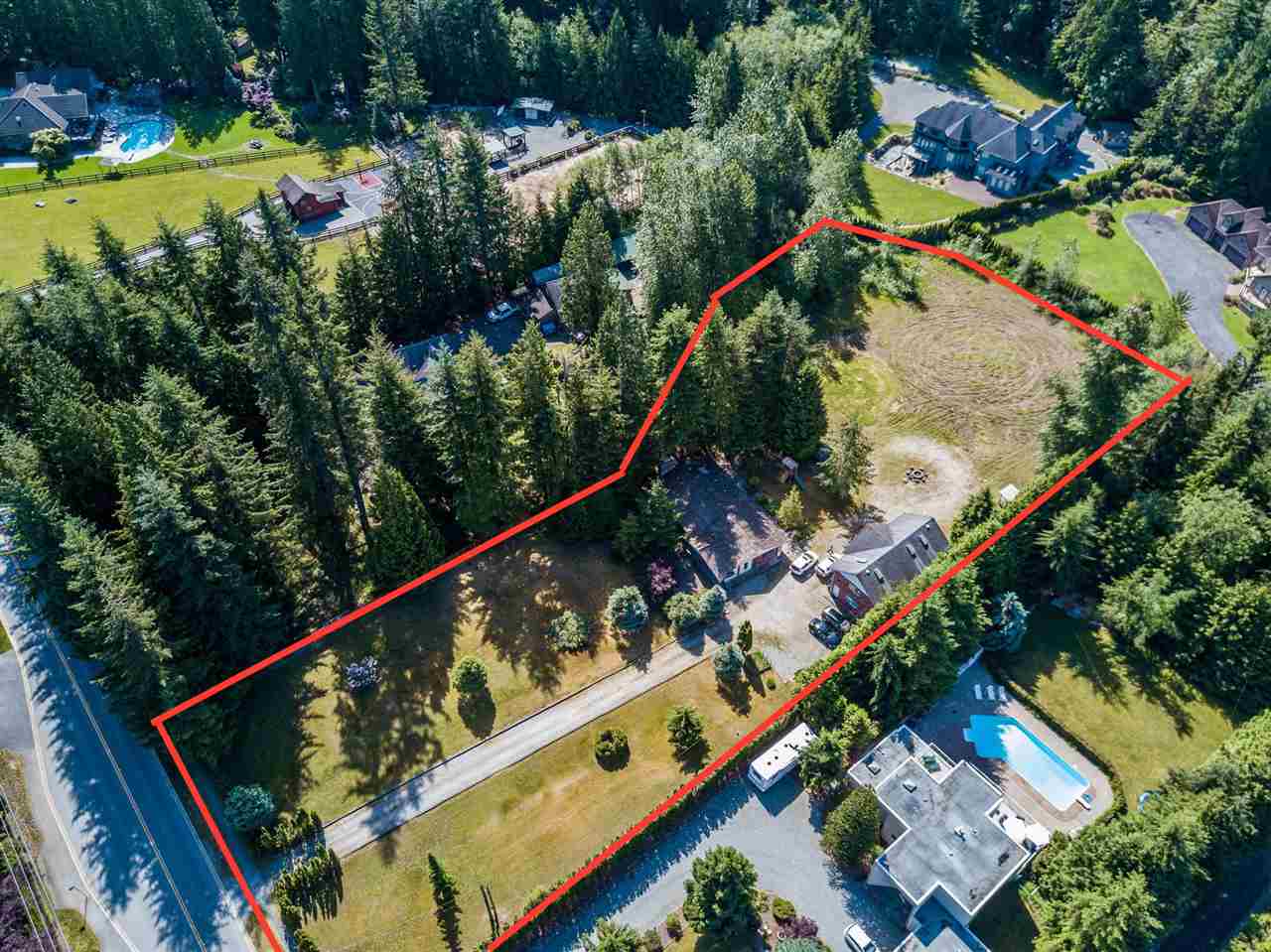 2440 East Road, Anmore, BC, V3H 5G9 R2174027 Milo and Michelle McGarry