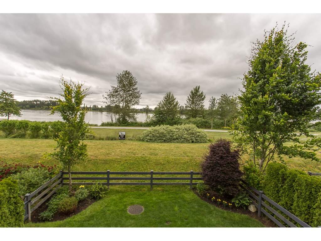  24 19538 Reach, Pitt Meadows, BC R2176230 Phil er