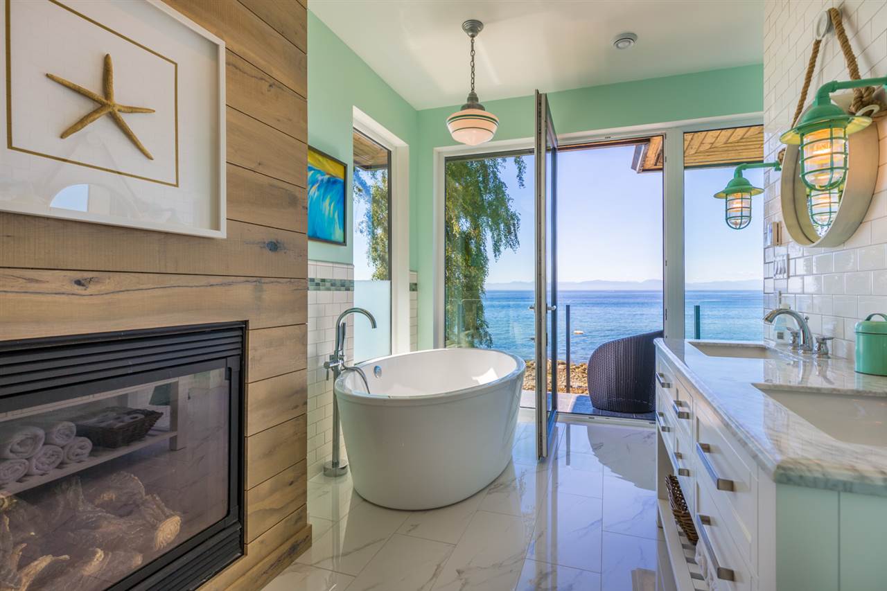 3255 Beach Avenue, Roberts Creek, BC, V0N 2W2 R2192102 Pacific