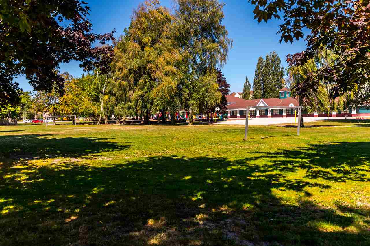 306 8220 Jones Road Richmond Bc R2193769