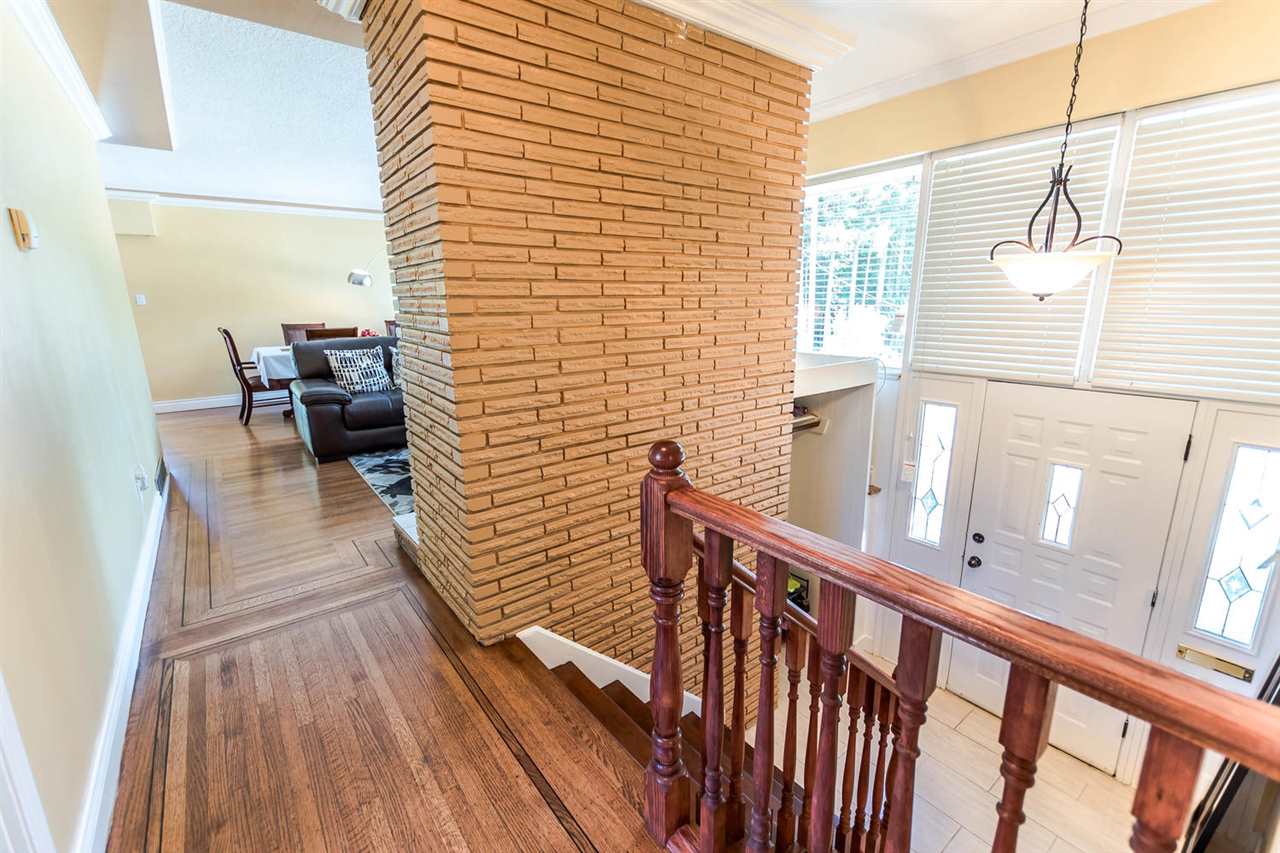 518 Ailsa Avenue, Port Moody, BC, V3H 1A4 R2202508 Mick McLennan