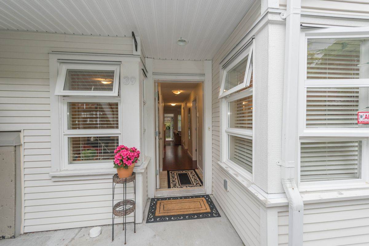 39 6528 Denbigh Avenue, Burnaby, BC, V5H 3R8 » R2205885 » The Key Agents