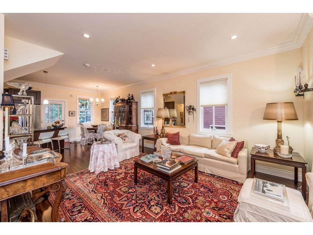 107 Agnes Street, New Westminster, BC, V3L 1E3 R2211314 Patti and