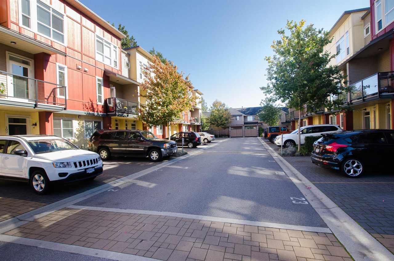 105 4808 Linden Drive, Ladner, BC, V4K 0B5 R2210882 Vipin Bajpai