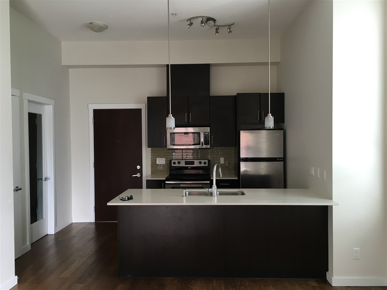 106 7777 Royal Oak Avenue, Burnaby, BC R2213332 New Vancouver Homes 106 7777 Royal Oak Avenue, Burnaby, BC R2213332 New Vancouver Homes
