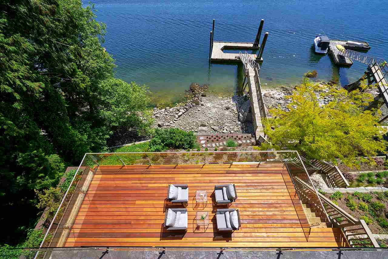 4793 Strathcona Road, North Vancouver, BC, V7G 1G9 R2214106 Kyla