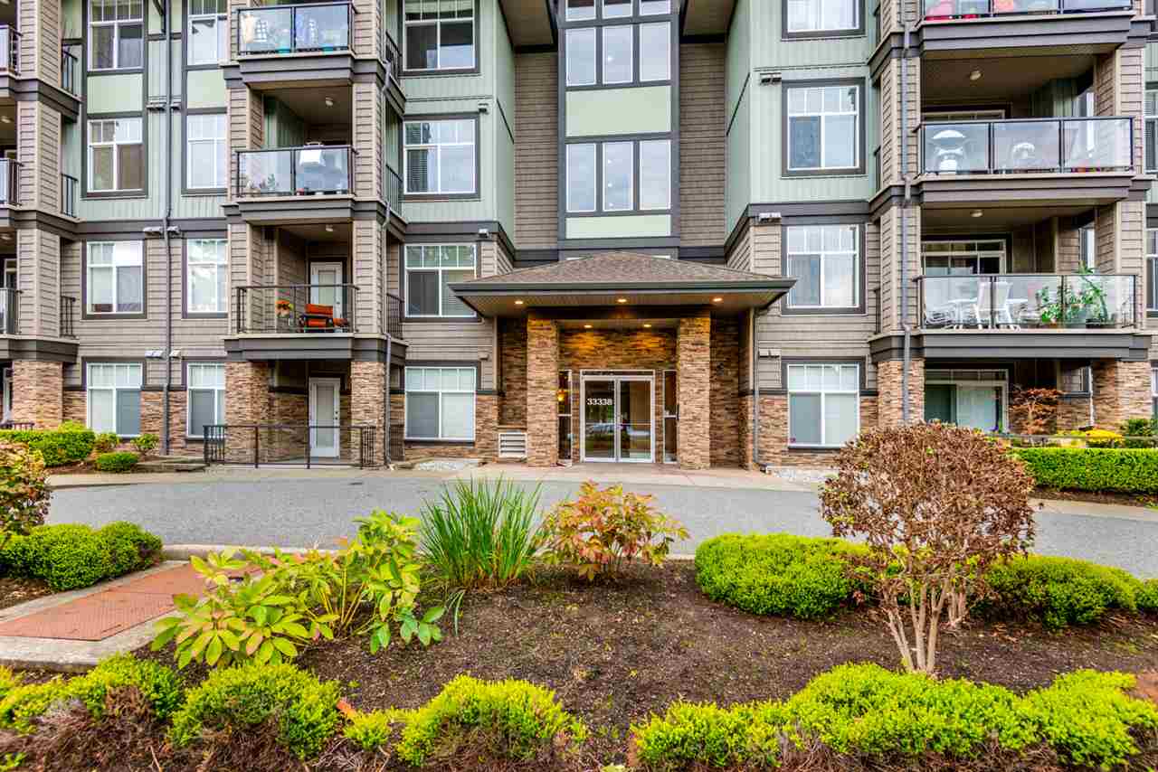  302 33338 Mayfair Avenue, Abbotsford, BC R2213889 Vadim Gramuglia