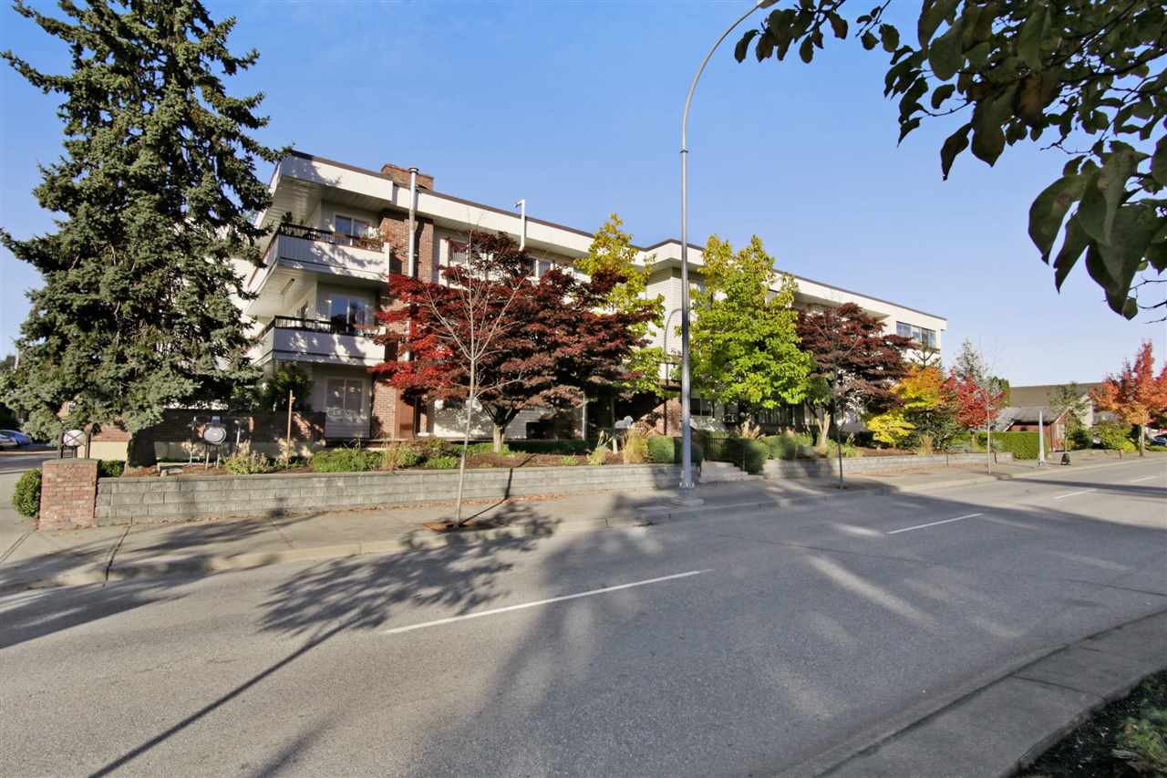 111 2211 Clearbrook Road, Abbotsford, BC, V2T 2X4 R2217377 David