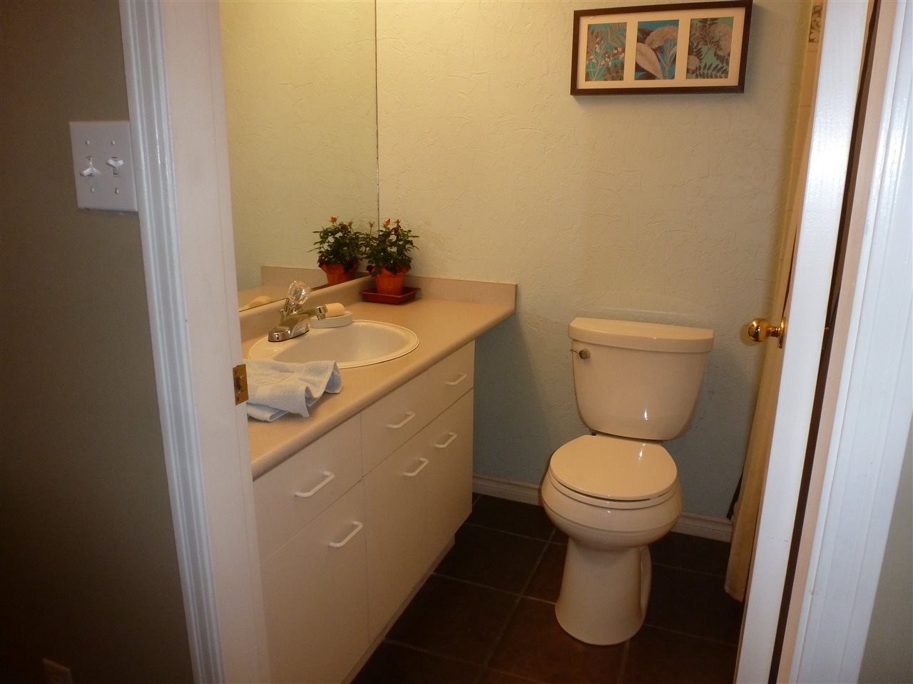 3, 6502 Chambord Place, Vancouver, BC, V5S 4P2 R2217778 Sharon Lum