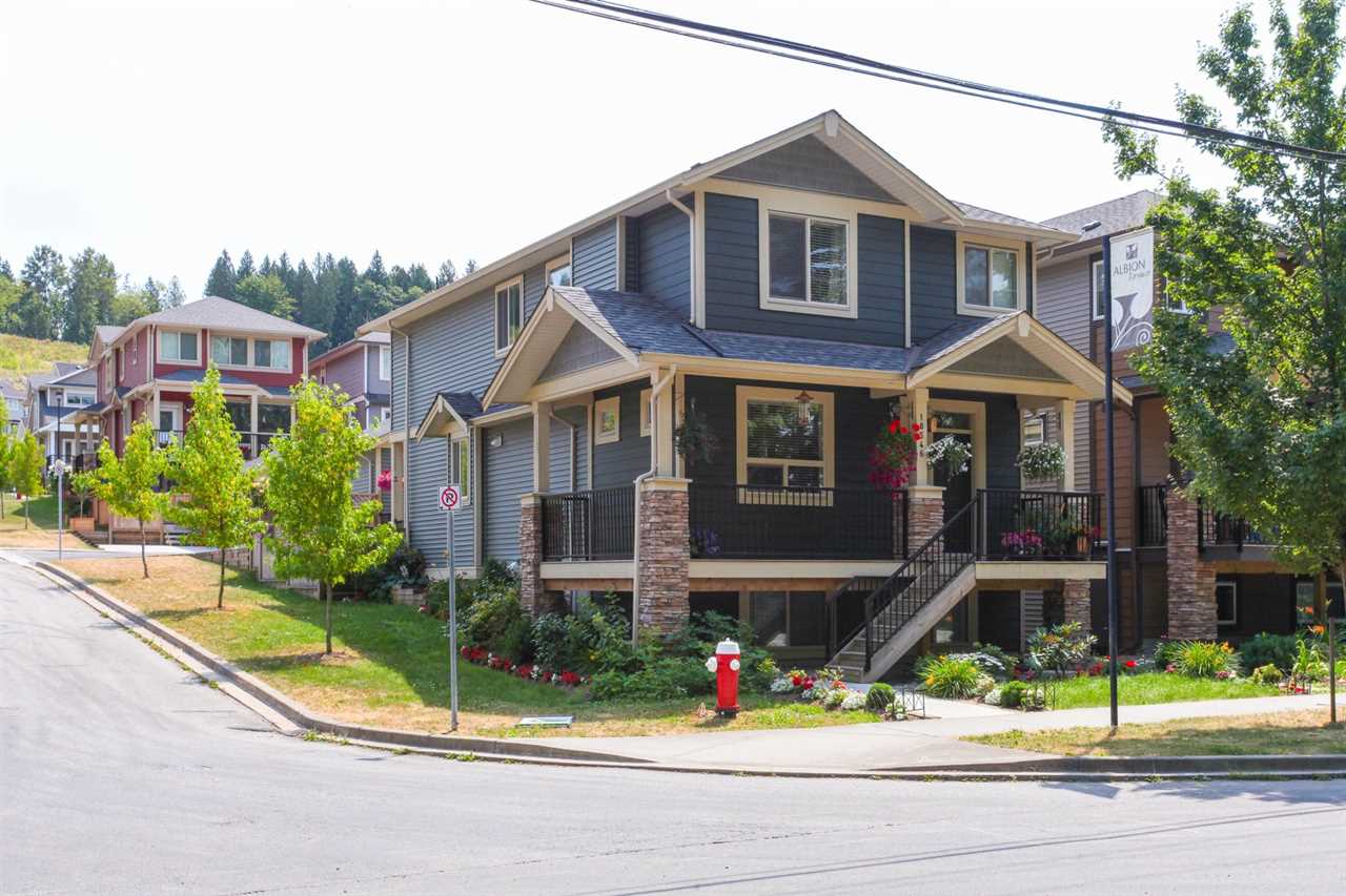 10546 Jackson Road, Maple Ridge, BC, V2W 0G2 R2225601 Zare & Associates