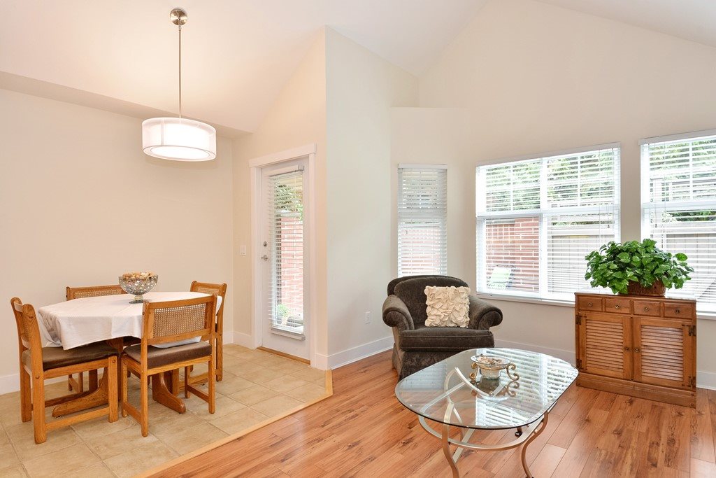  99 15500 Rosemary Heights Crescent, Surrey, BC R2230877 Lorraine Patterson