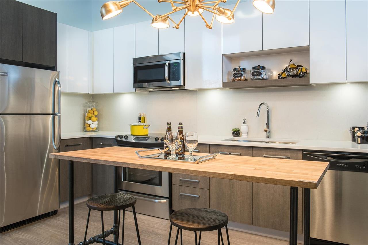 222 13768 108 Avenue, Surrey, BC R2231547 Ken Hu