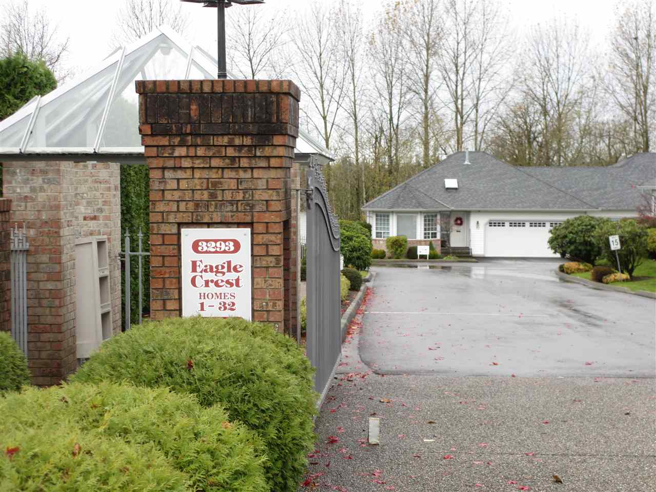 8 3293 Firhill Drive, Abbotsford, BC, V2T 5L1 R2237909 Alan