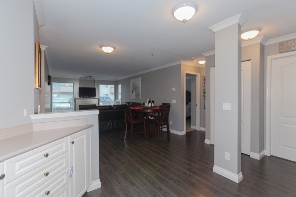 102 33728 King Road, Abbotsford, BC, V2S 8J4 R2241818 Sell with