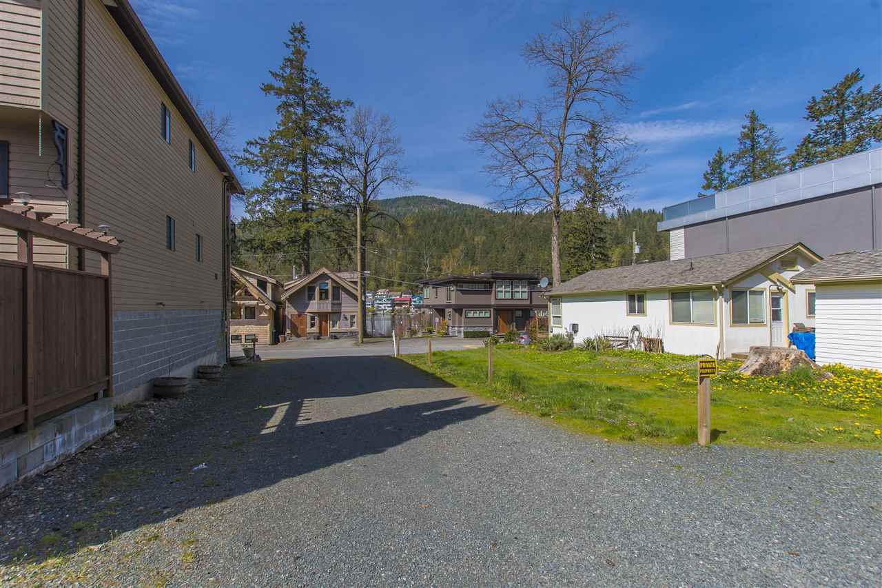 213 1st Avenue, Cultus Lake, BC, V2R 4Y4 R2259403 Adams Real Estate