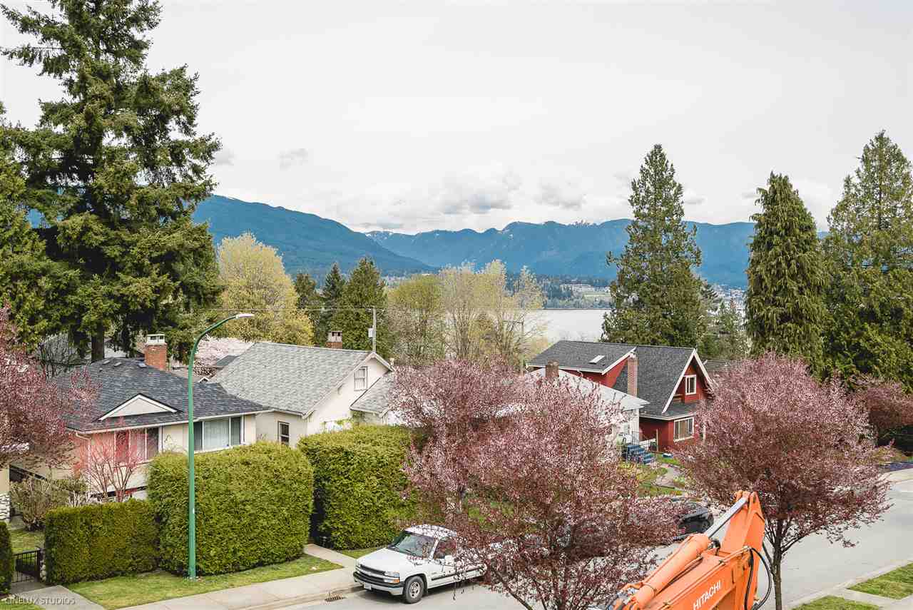 4136 Eton Street, Burnaby, BC, V5C 1J9 R2259952 Courtney Anderson