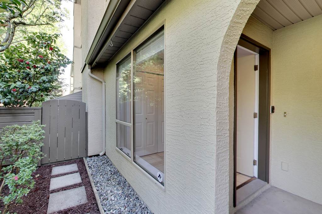 16 12172 72 Avenue, Surrey, BC, V3W 2L9 R2270387 Kaushakis Real Estate