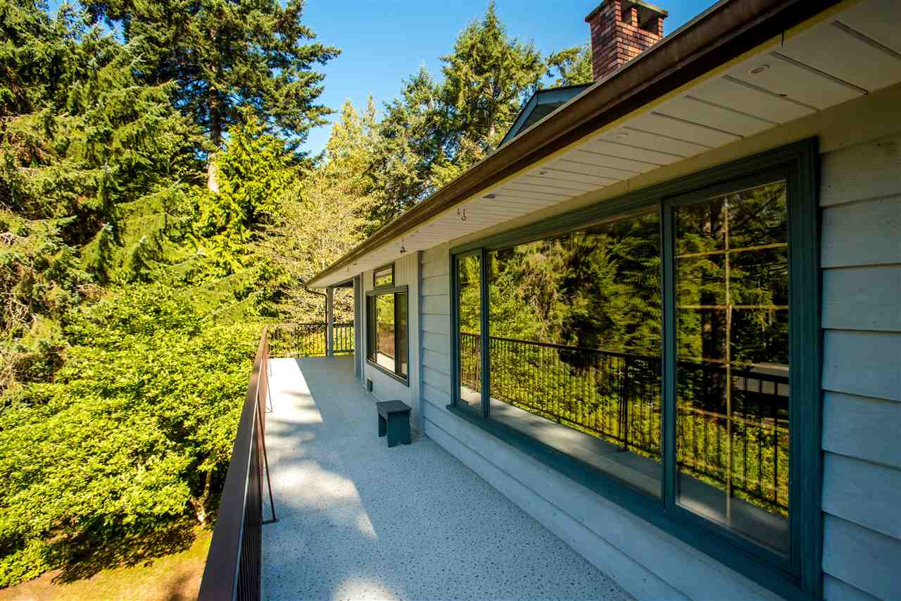 1523 Grandview Road, Gibsons, BC, V0N 1V5 R2295653 Fran Miller Personal Real Estate Corporation