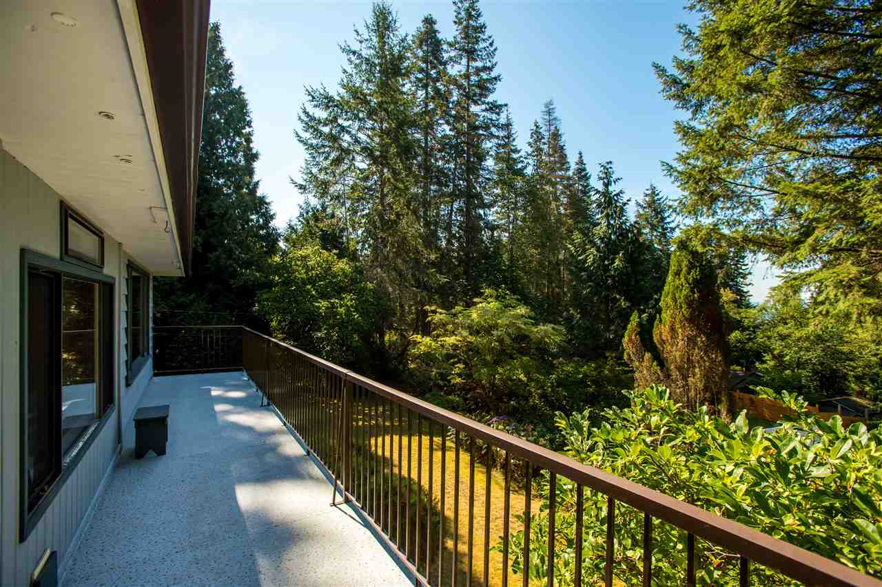 1523 Grandview Road, Gibsons, BC, V0N 1V5 R2295653 Fran Miller