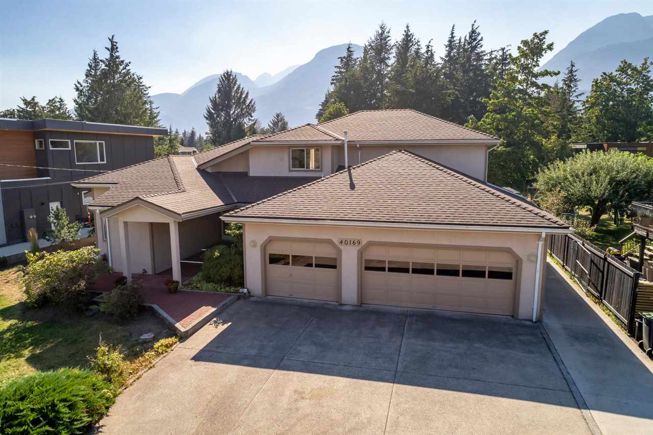 40169 Garibaldi Way, Squamish, BC, V8B 0L1 R2307271 Petra Hauke