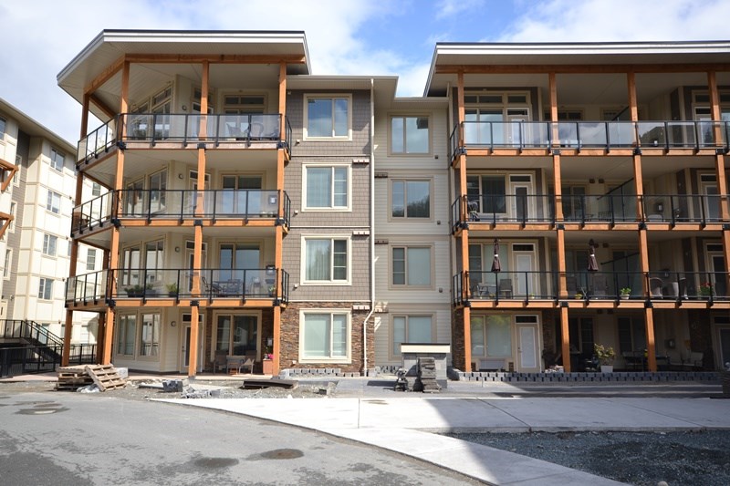 304 45746 Keith Wilson Road, Chilliwack, BC, V2R 1J9 R2307100 Your Specialist For Gated