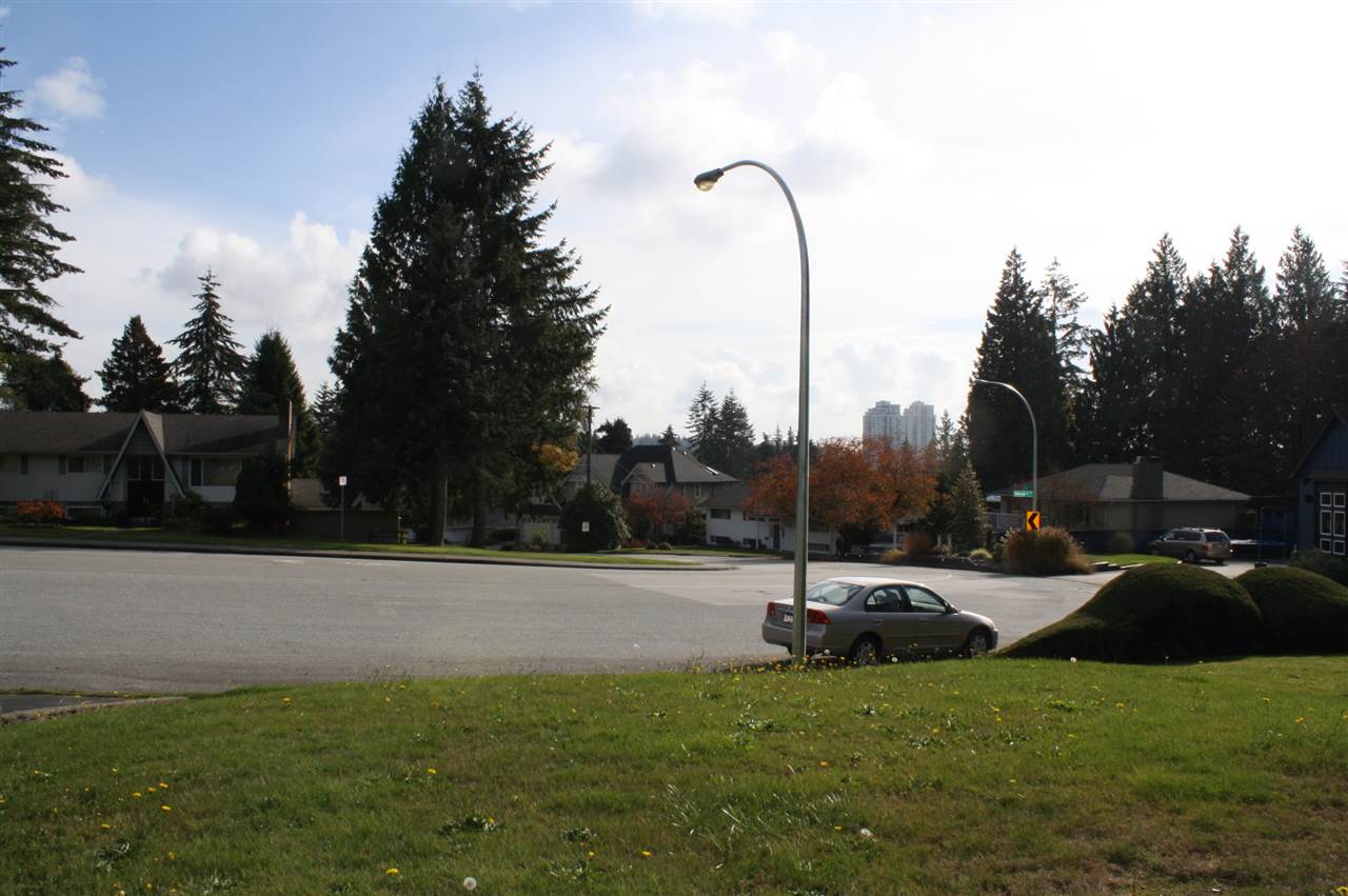 851 Glencoe Drive, Port Moody, BC, V3H 1G7 R2318669 Team Haig