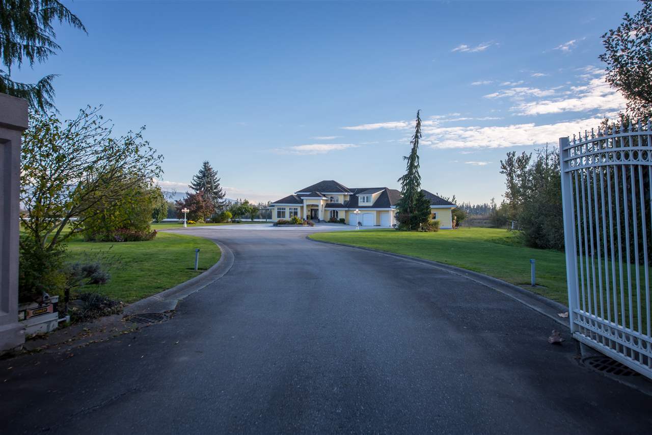 Townline Road, Abbotsford, BC, V2T 6C3 R2318697 Brennan Bates Townline Road, Abbotsford, BC, V2T 6C3 R2318697 Brennan Bates