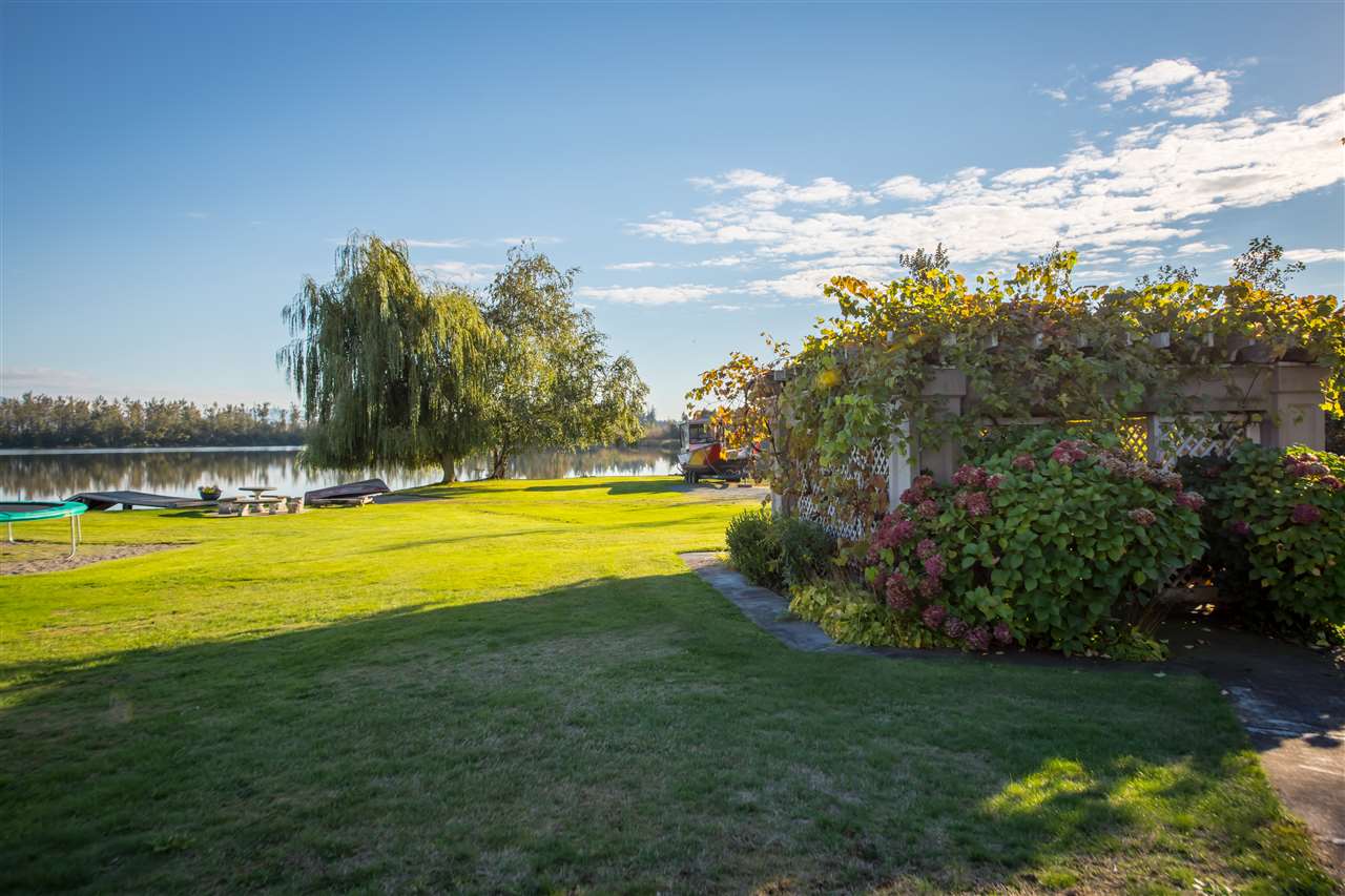 Townline Road, Abbotsford, BC, V2T 6C3 R2318697 Brennan Bates