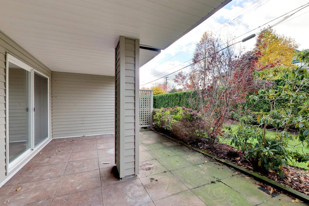 113 1588 Best Street, White Rock, BC, V4B 4G1 • R2321562 • Whitestone