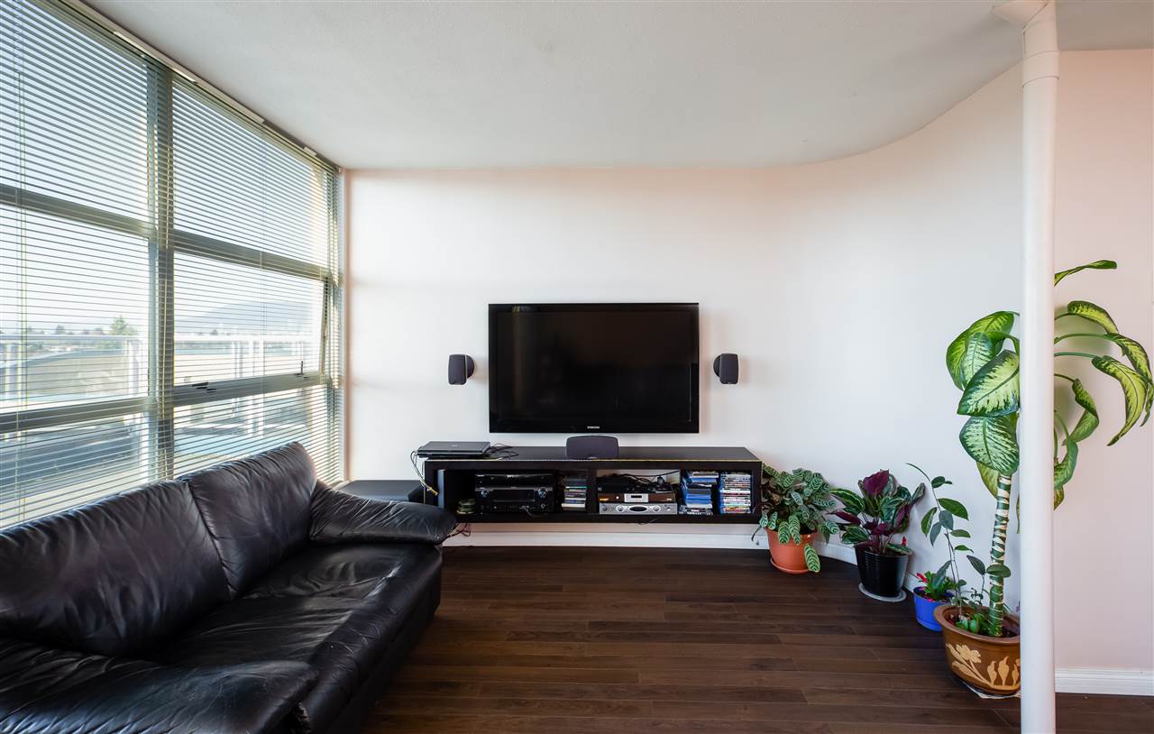  P1 4113 Fraser Street Vancouver BC R2323991 Simon Lai
