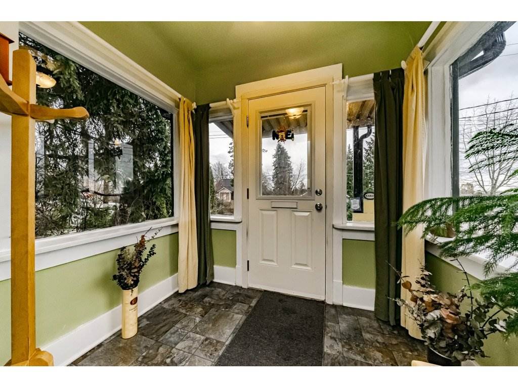 1109 Seventh Avenue, New Westminster, BC, V3M 2J6 R2328354 Gloria