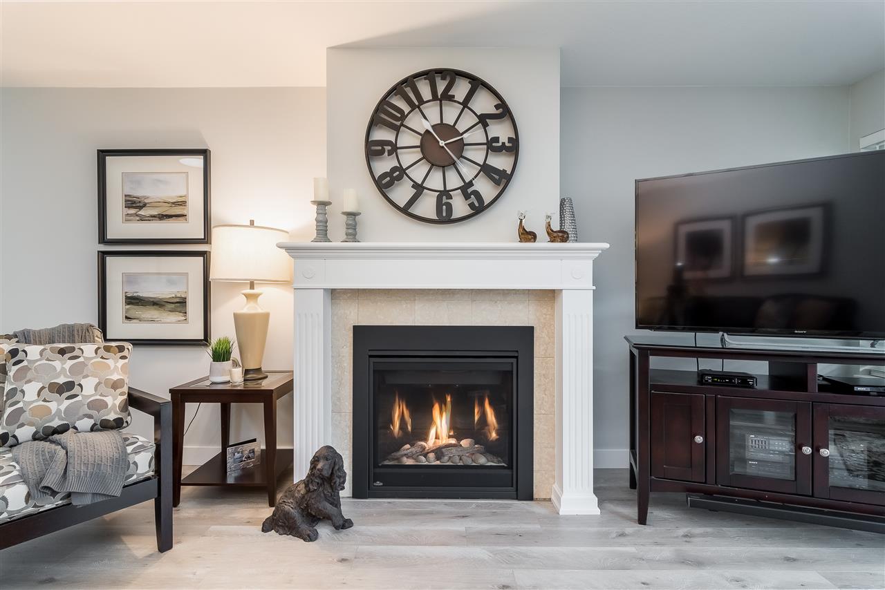 5 5550 Langley Bypass, Langley, BC, V3A 7Z3 R2345111 Vicky Scott