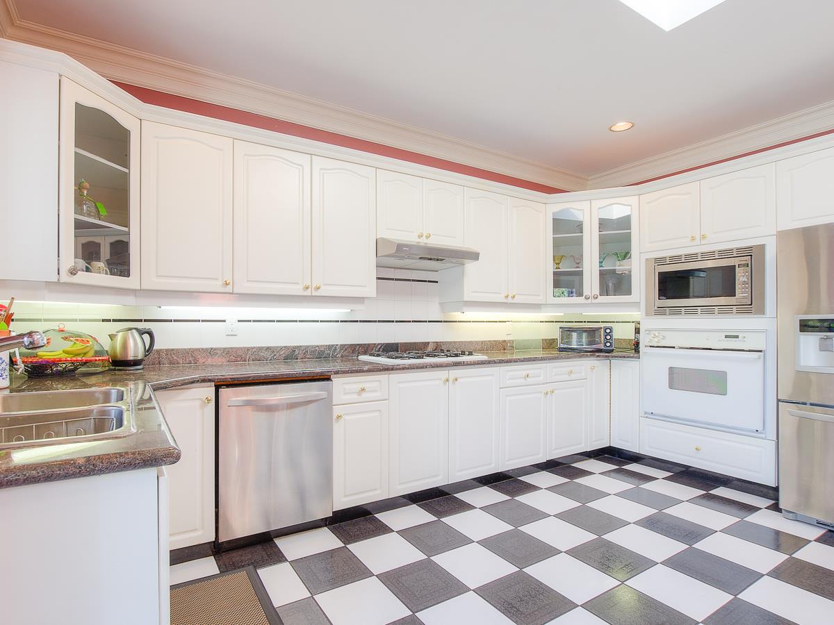 4008 Kincaid Street, Burnaby, BC, V5G 1V8 R2346188 Leigh Real Estate