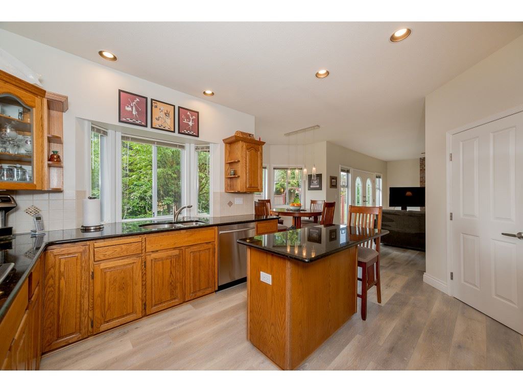 9256 163A Street, Surrey, BC, V4N 3C6 R2347183 Gloria Loucks