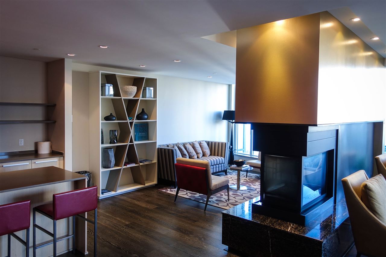 702 1221 Bidwell Street, Vancouver, BC, V6G 0B1 R2353633 Rosy Yung