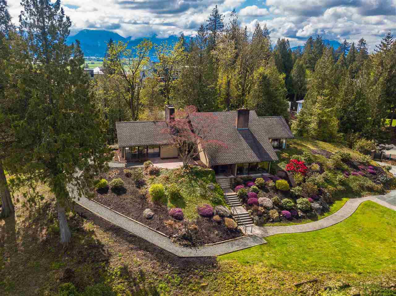 10106 Kenswood Drive, Chilliwack, BC, V2P 7N4 R2359177 Sarah Toop