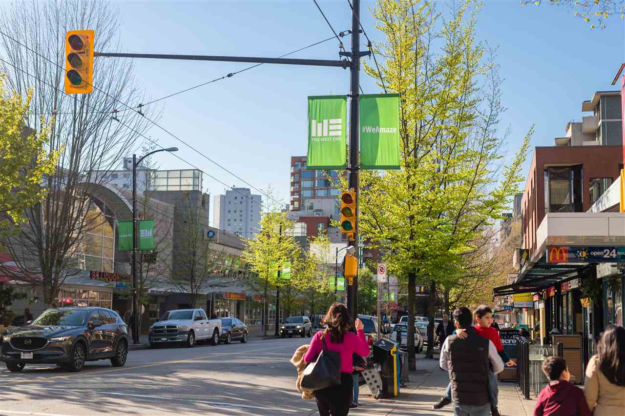  301 1688 Robson Street, Vancouver, BC • R2361938 • The Go Team Real