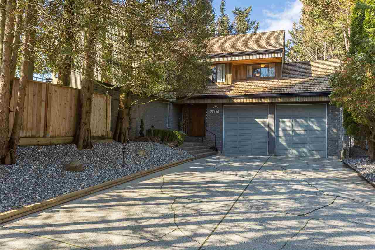 35990 Eaglecrest Place, Abbotsford, BC, V3G 1E7 R2361890 Caleb McEwen