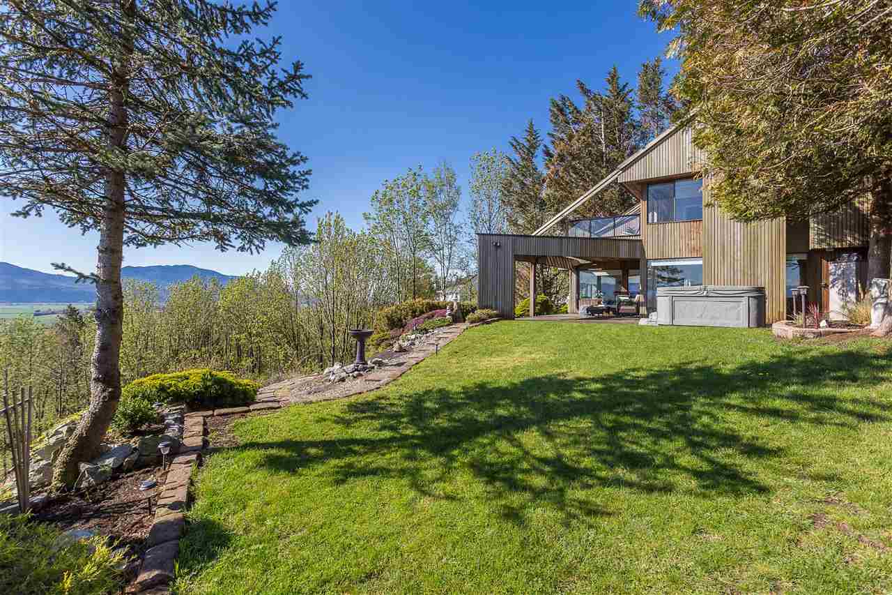 35990 Eaglecrest Place, Abbotsford, BC, V3G 1E7 R2361890 Caleb McEwen