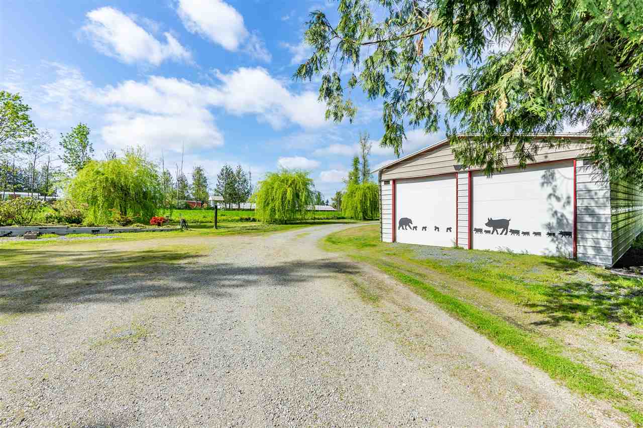 4675 Bradner Road, Abbotsford, BC, V4X 1S9 R2362559 Liz Crawford