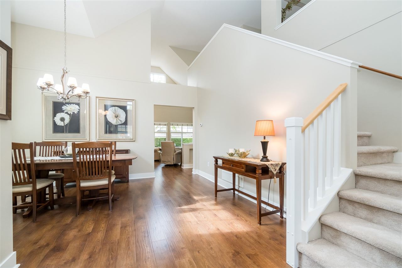 38 15450 Rosemary Heights Crescent, Surrey, BC, V3Z 0K1 R2366672