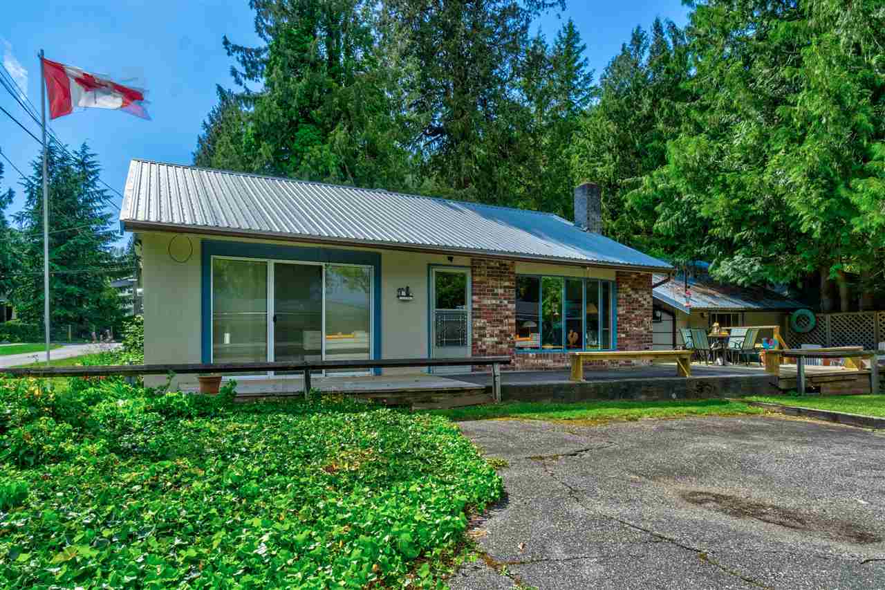 1984 Lindell Avenue, Lindell Beach, BC, V2R 4W6 R2372740 Sarah Toop