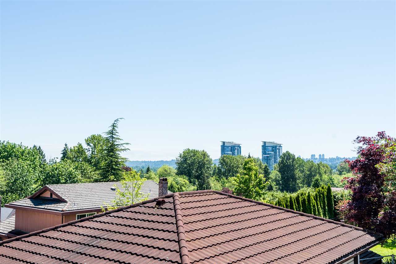 1680 Springer Avenue, Burnaby, BC, V5B 3M3 R2374075 Miriam Testini