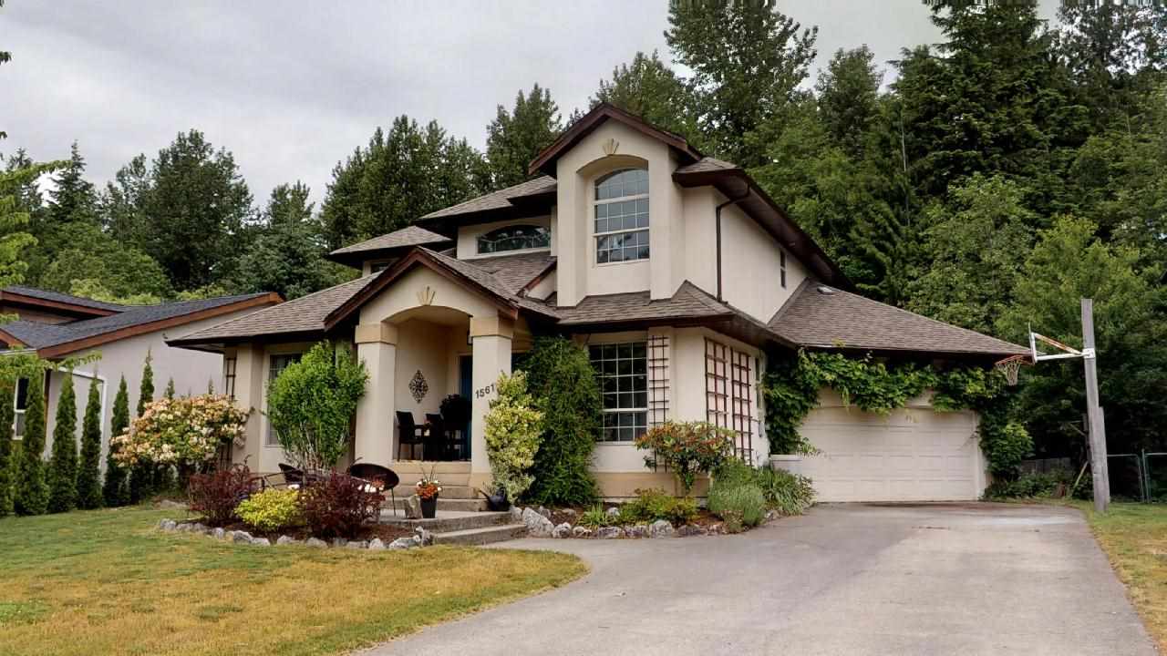 1561 Macdonald Place, Squamish, BC, V0N 1H0 R2377826 Liz Kaiser