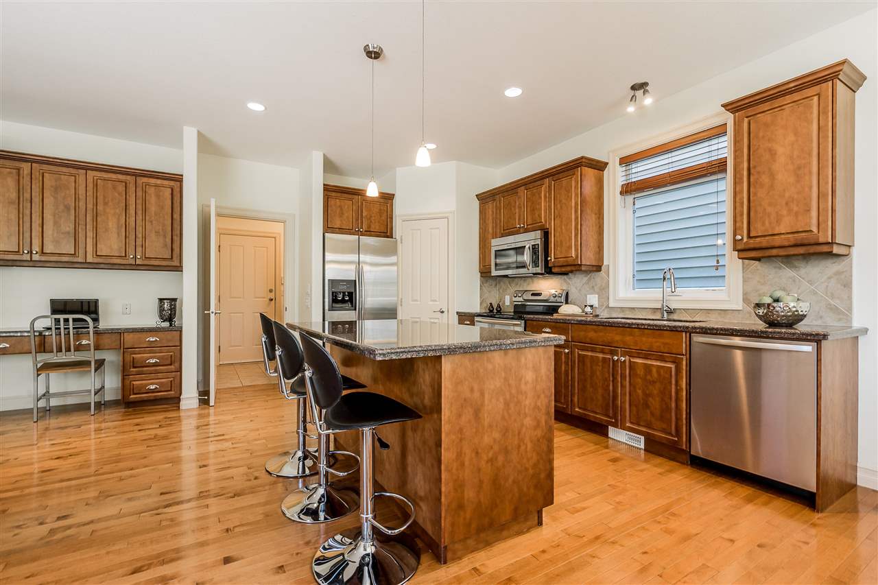 36550 E Auguston Parkway, Abbotsford, BC, V3G 3C6 R2379047 Vicky Scott