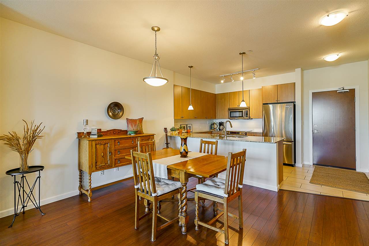 208 285 Ross Drive, New Westminster, BC, V3L 0B9 R2380986 Patti