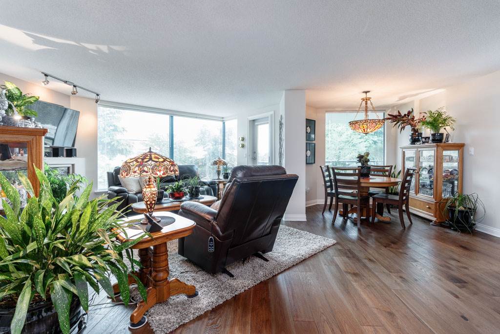 306 33065 Mill Lake Road, Abbotsford, BC, V2S 8E6 R2383703