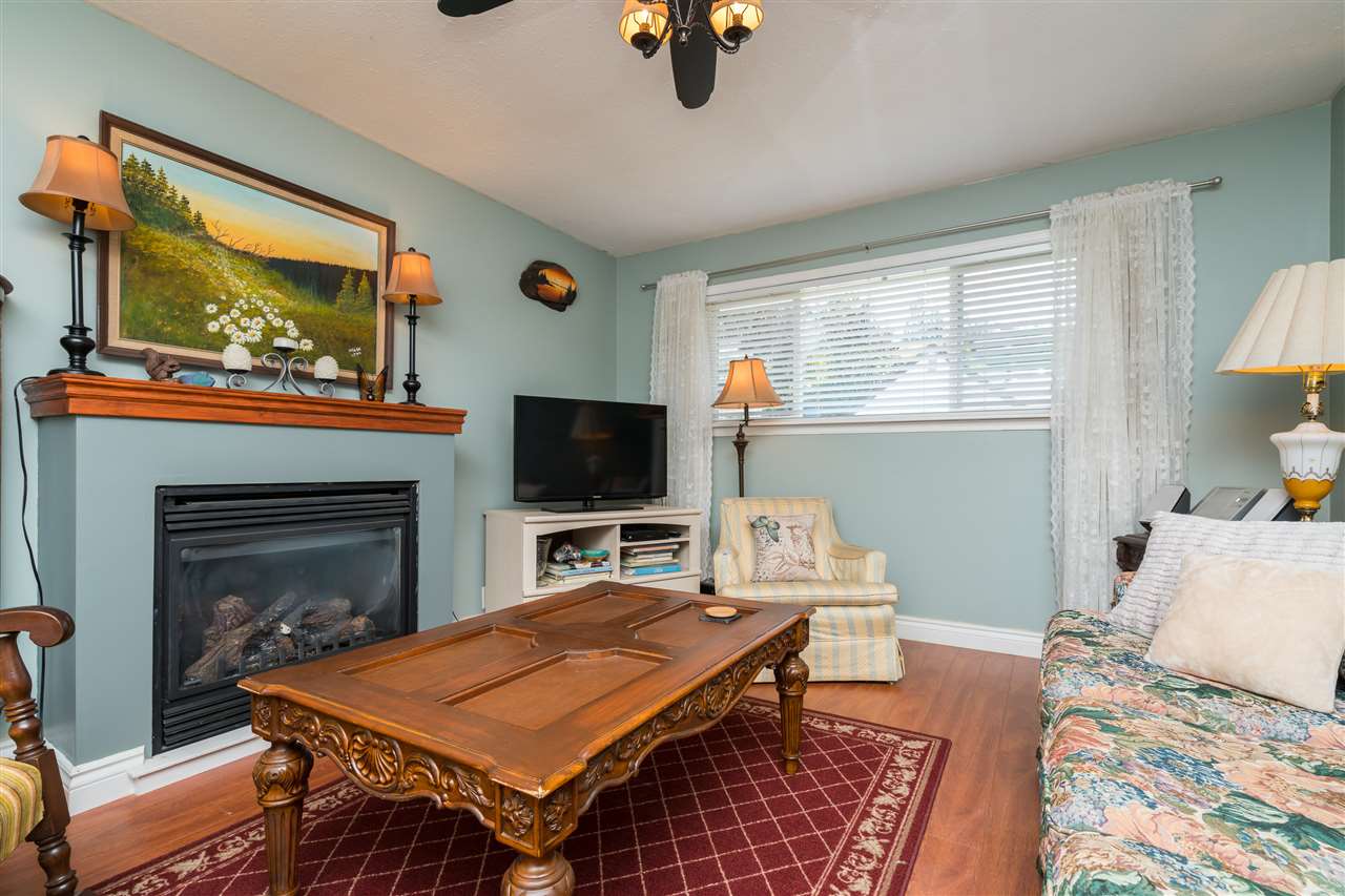 275 Water Avenue, Hope, BC, V0X 1L0 R2393775 Scott Johnston