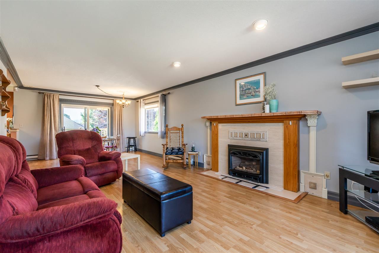 21B 7001 Eden Drive, Sardis, BC, V2R 1E7 R2398741 Sarah Toop